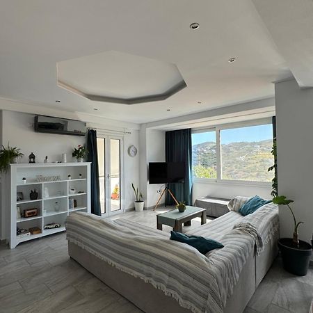 Family House Apartment Keratea Exterior photo